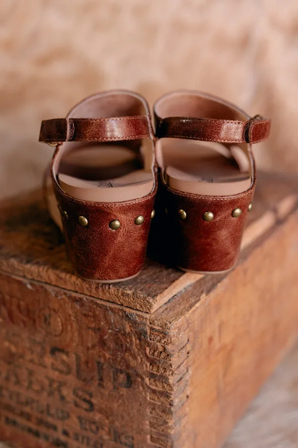 Corky's Carley Wedge [Saddle Stitch] ✙ON SALE NOW✙