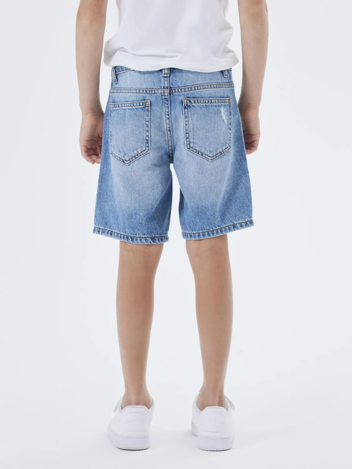 LYS BLÅ NAME IT NKMSILAS LOOSE DNM L SHORTS