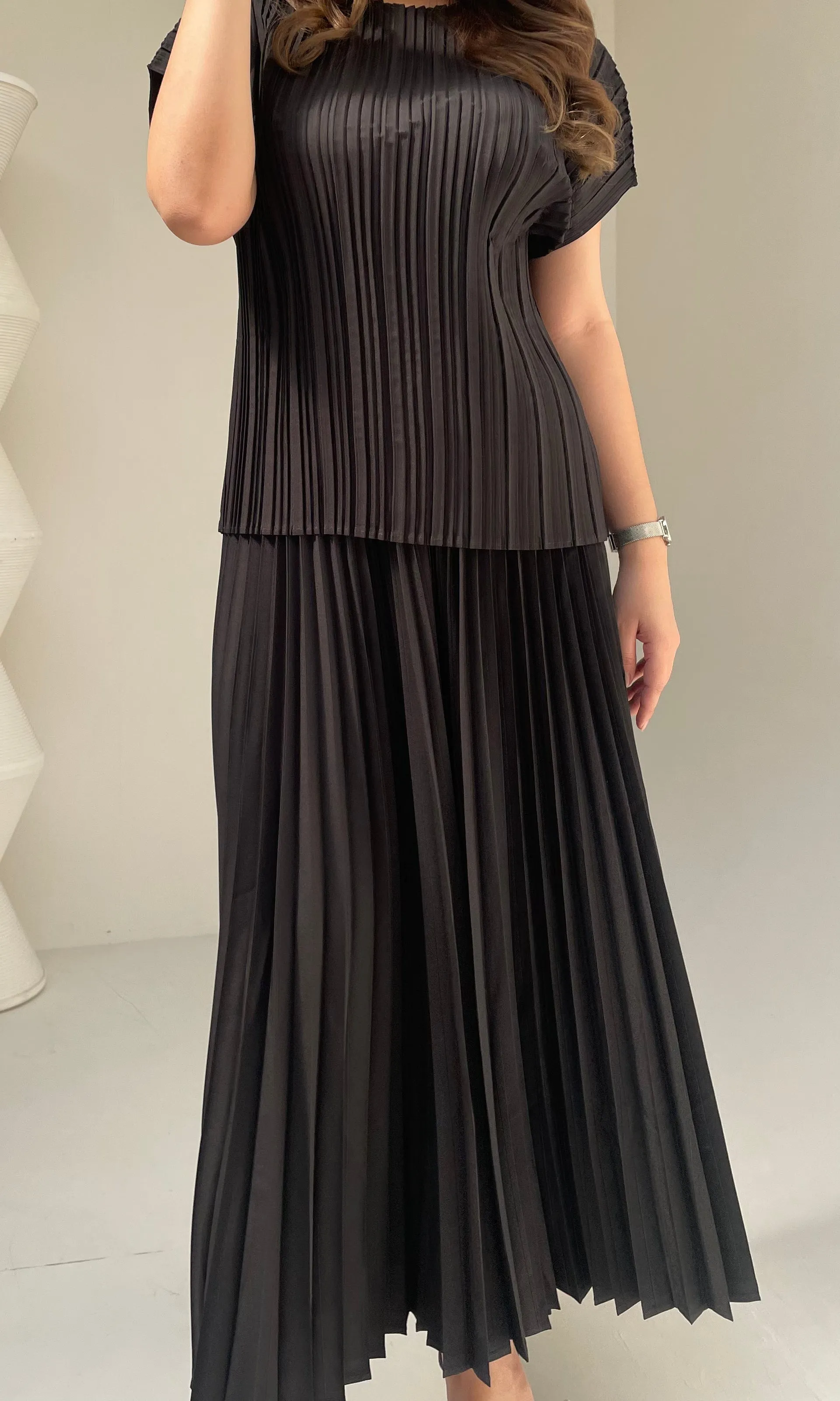 New Colors Priya Set Short Sleeve Top with Skirts